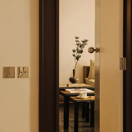 Pied A Terre Tuileries Parigi